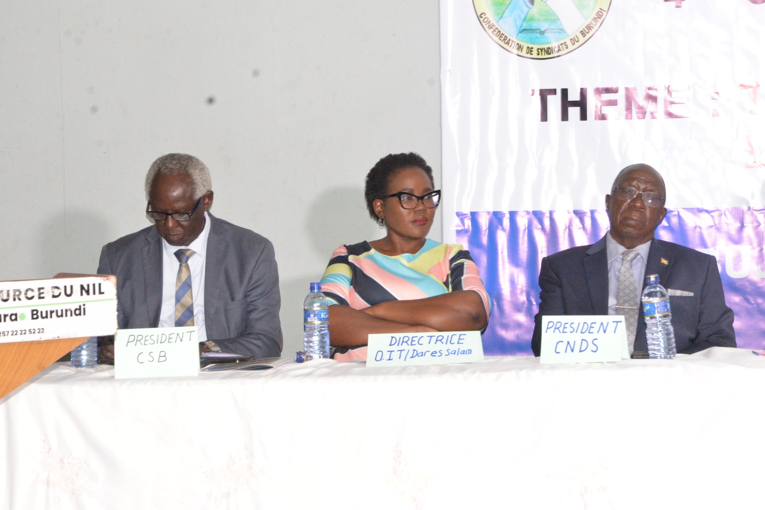 Le Président de la CSB, la Directrice pays du BIT (Dar es Salaam) et le Président du Comité National de Dialogue Social lors des messages des invités