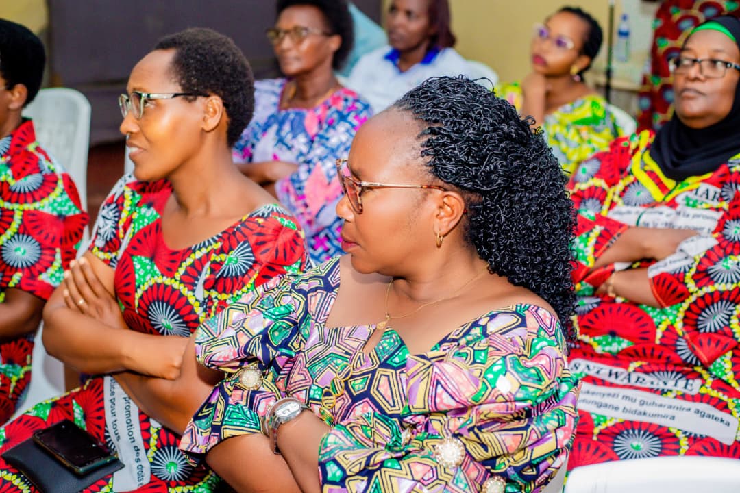 Participantes au forum des femmes travailleuses de la COSYBU
